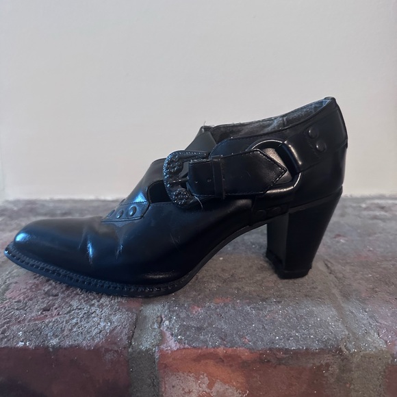 T-Strap Buckle Pumps - Picture 5 of 10